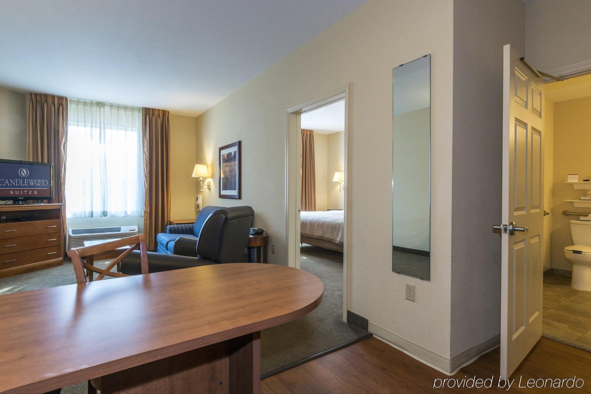 Candlewood Suites Mobile-Downtown By Ihg Екстериор снимка